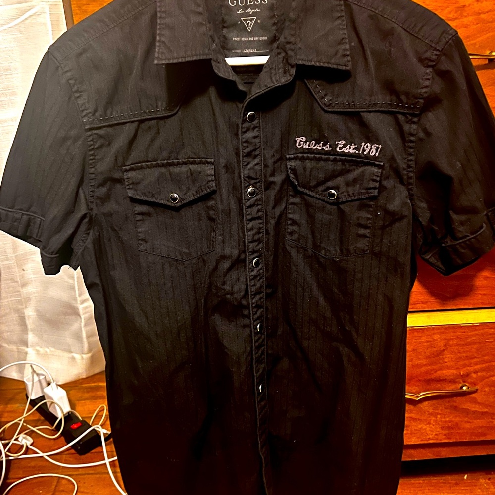 Guess short sleeve button down shirt